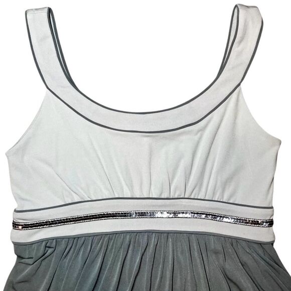 Banana Republic Knit Party Dress in Grey/Silver Women’s 6 - Picture 3 of 9
